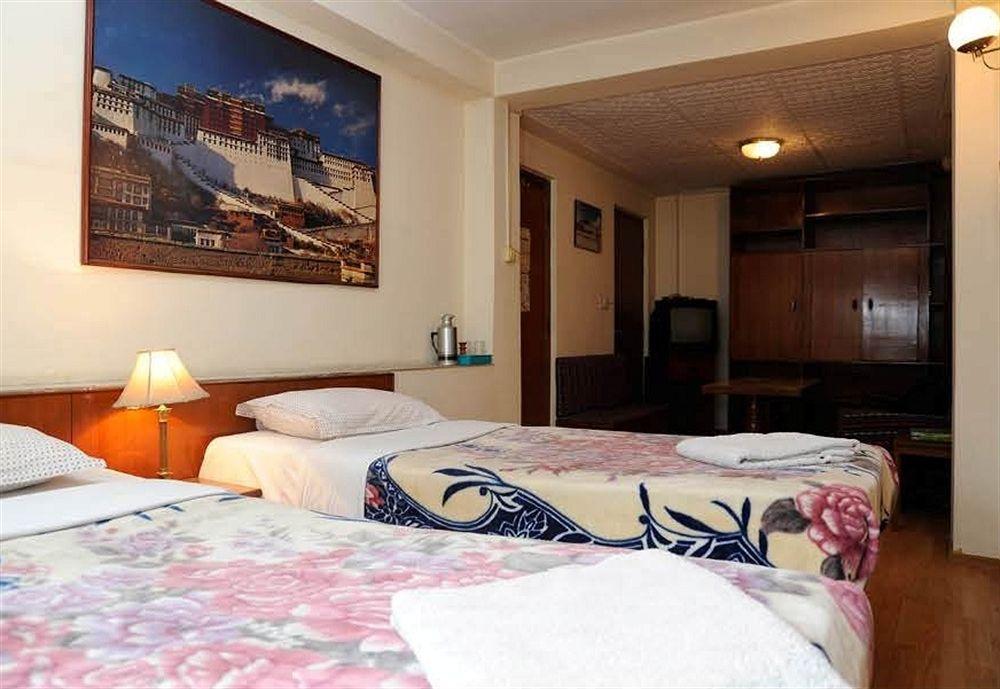 Garuda Hotel Kathmandu Bagian luar foto